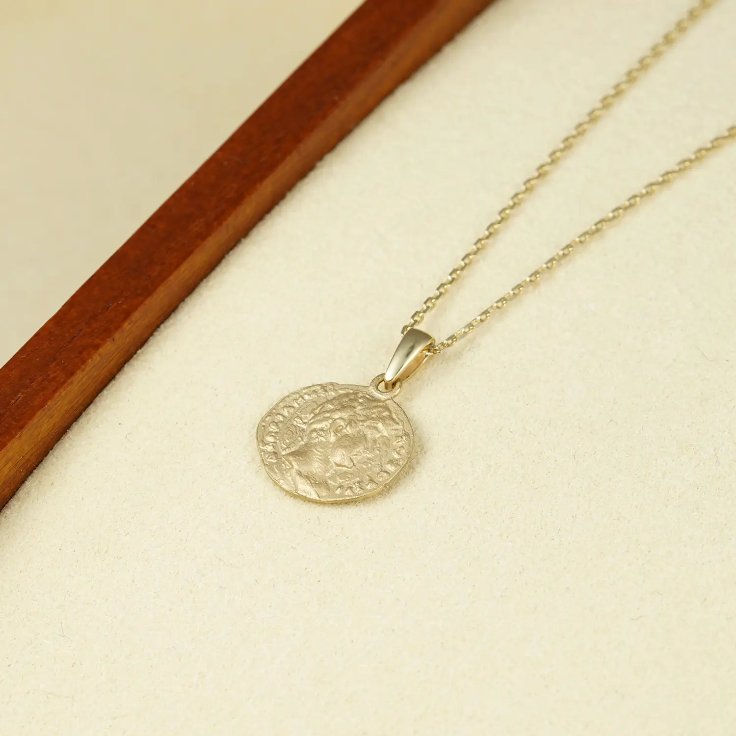 Alexander The Great Necklace 13mm 10K Gold 1