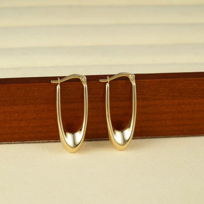 Oval Hoop Earrings 28x11mm 10K Gold 2