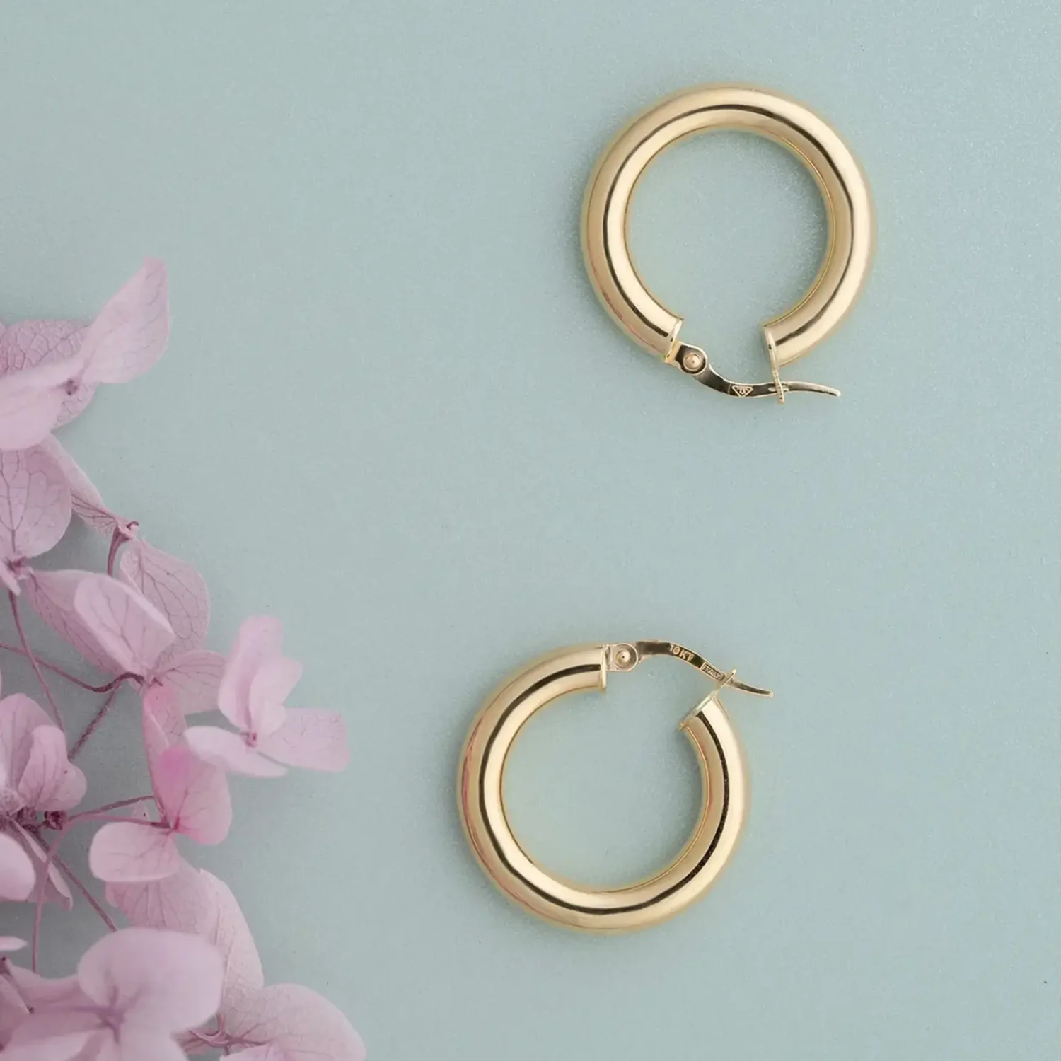 Hoop Earrings 4mm 10K Gold - Image 4