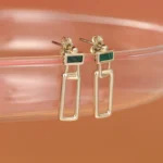 Malachite Link Earrings 21x6mm 10K Gold