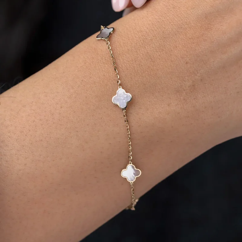 Pearl Clover Bracelet 10K Gold 1