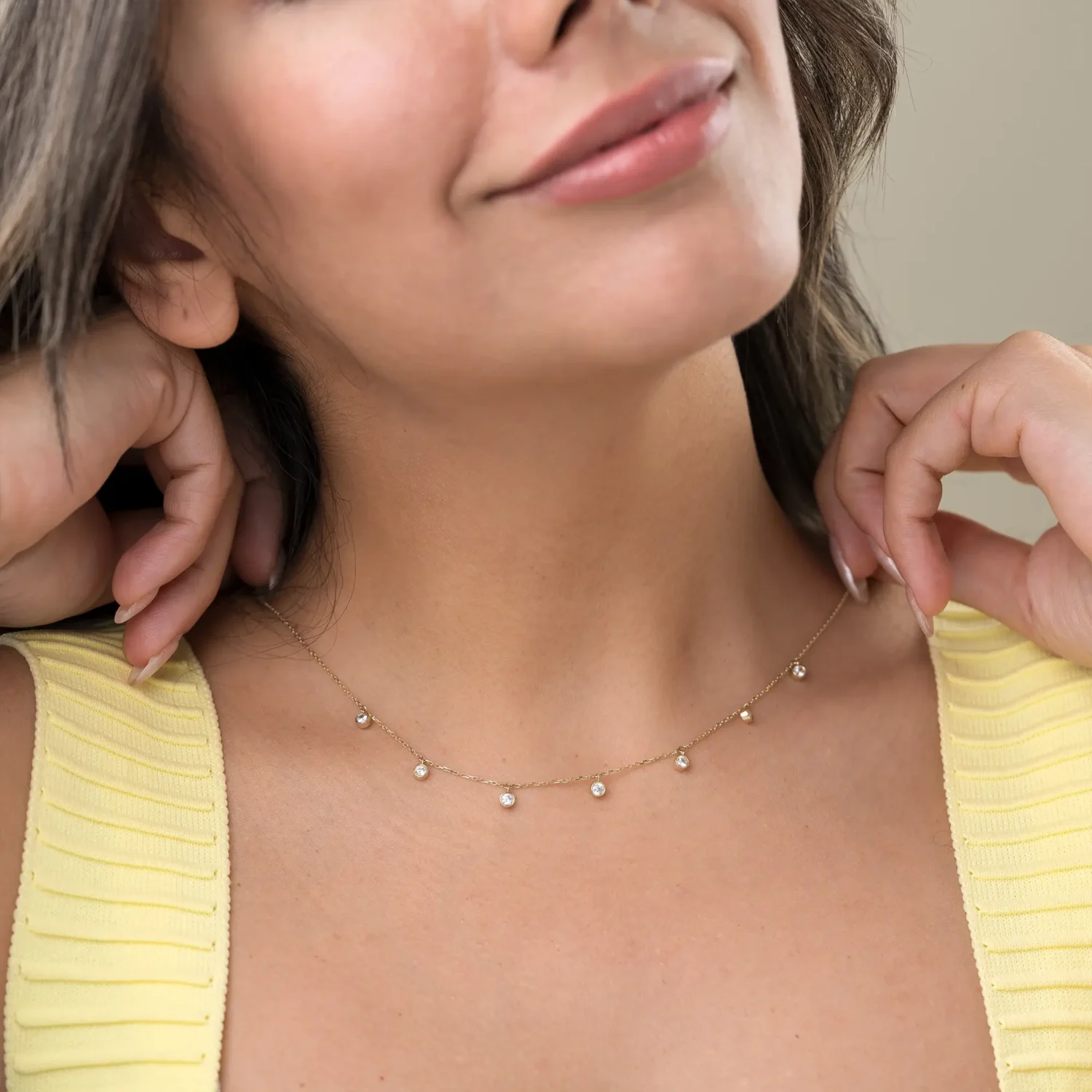 Dangling Diamond Necklace 10K Gold - Image 3