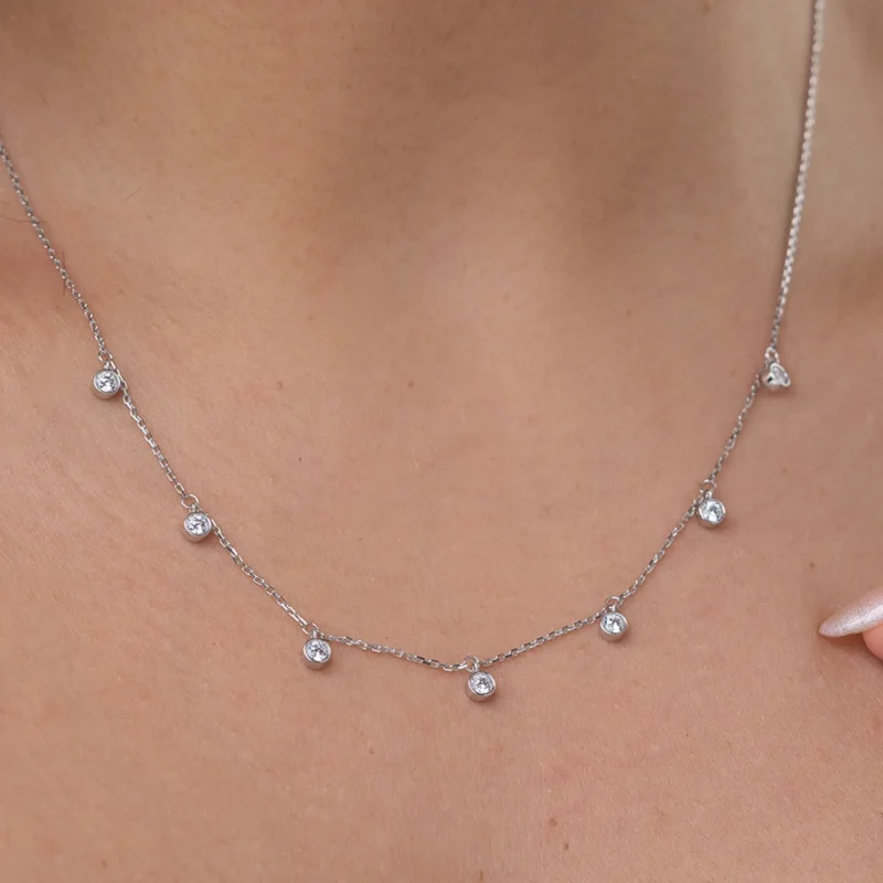 Dangling Diamond Necklace 10K White Gold 8