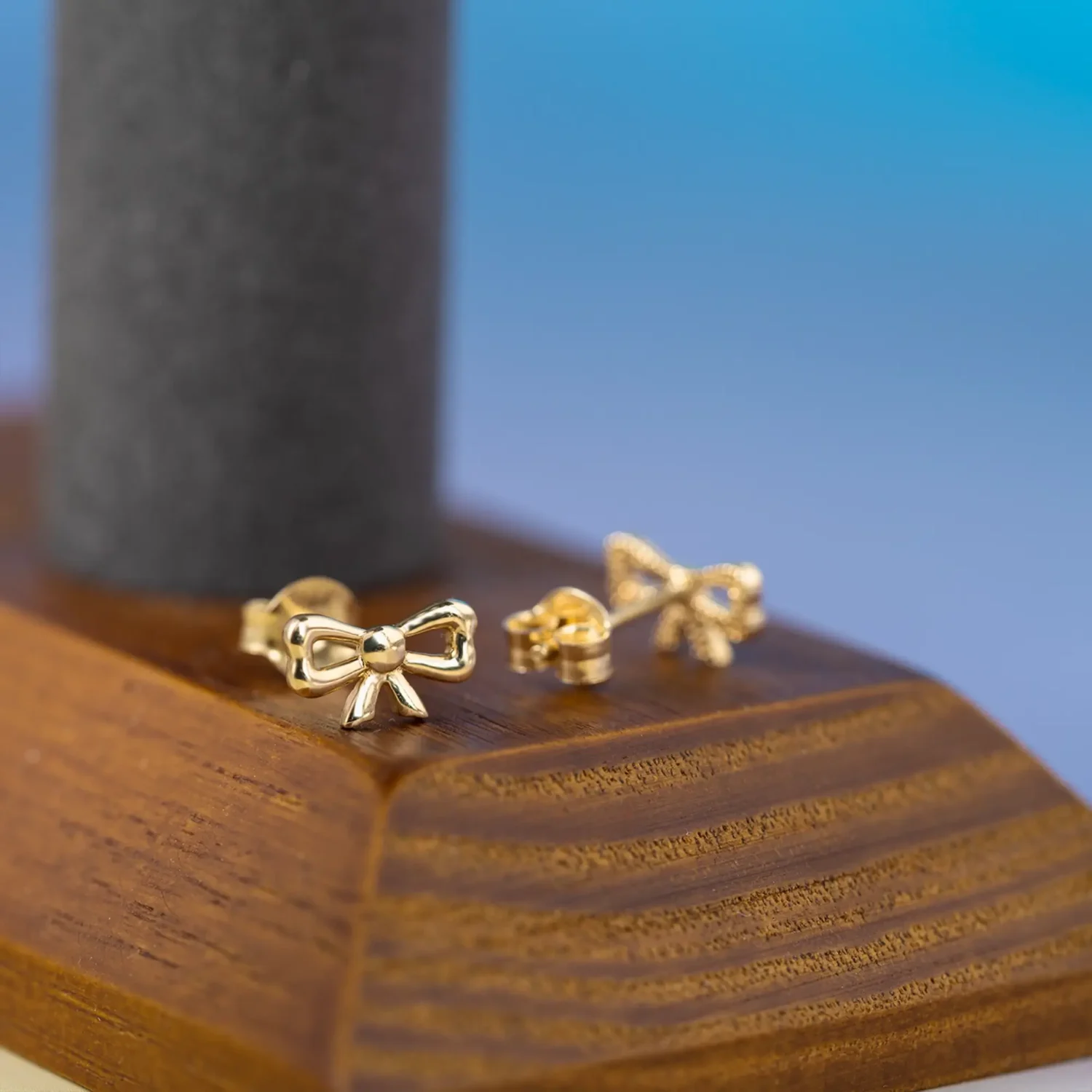Bow Tie Stud Earrings 10mm 10K Gold - Image 4